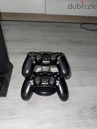 Play Station 4 Used