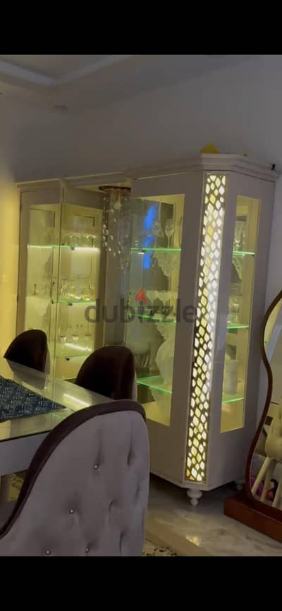 نيش بالاضاءه