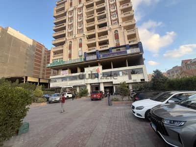 فرصة استثمارية نادرة للبيع في سموحة برج فيرجينا ميزان رخصه تجاري608متر