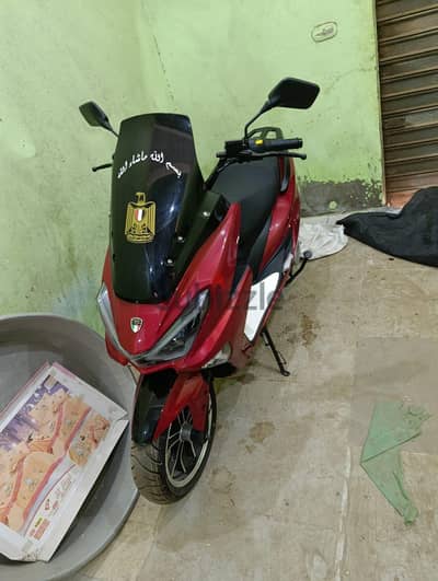 سكوترglc200