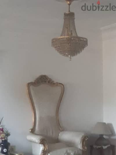اثاث متنوع للبيع