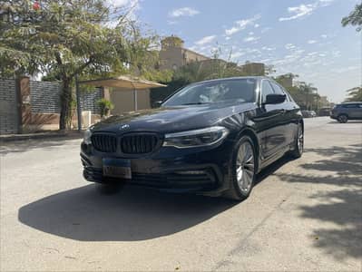 بي ام دبليو 520 2020