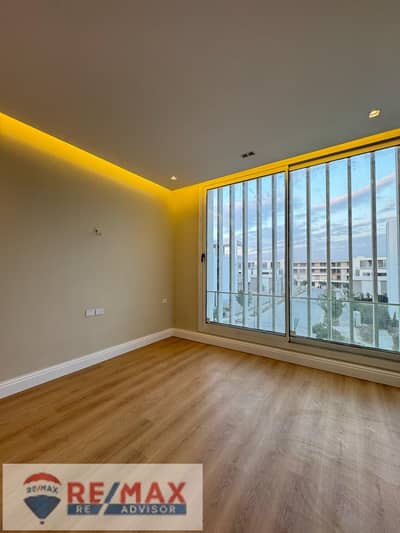 410 m Townhouse for Sale in Joulz Compound, In Front of New Giza – Fully Finished**