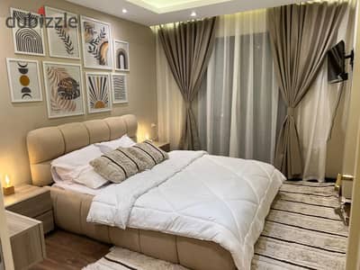 متاح للايجار شقة Luxury Fully Furnished Apartment فى Eastown Sodic - New Cairo، فرش فندقى راقى جداً، جاهزة للسكن فوراً، بموقع مميز وفيو مفتوح على Jaca