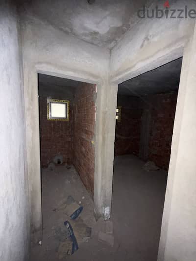 175 m² apart for sale in Emerald 3 Zahraa El Maadi 3 bed core shell
