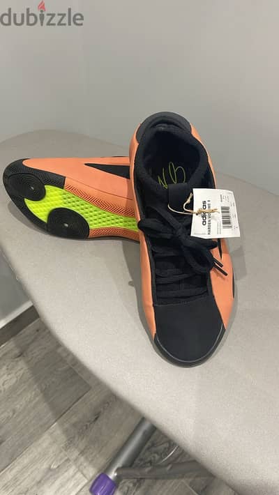 Adidas Basketball Shoes Harden Voulme 8 ( Code IE2694 )