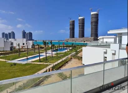 لسرعة البيع بنتهاوس بنصف السعر استلام فوري متشطب عالمفتاح بكمبوند ( مزارين ) ب العلمين الجديد فيو عالبحر مباشرة وعلي ابراج العلمين جاهز للمعاينة حالا