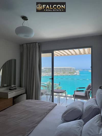 3-bedroom chalet directly on the lagoon, with a down payment of 500,000 and installments over 10 years, in the heart of New Alamein.