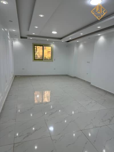Elegant administrative office for rent in a strategic location in Mohandessin, Mustafa Mahmoud Square
