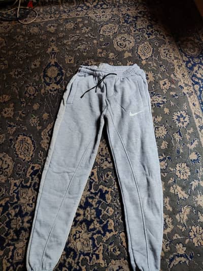 Sweetpants  للبيع