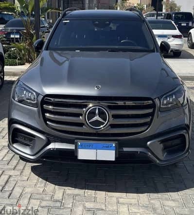 Mercedes Benz GLS 580 2024