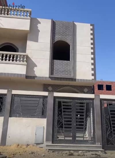 بيت للبيع بمدينة بدر