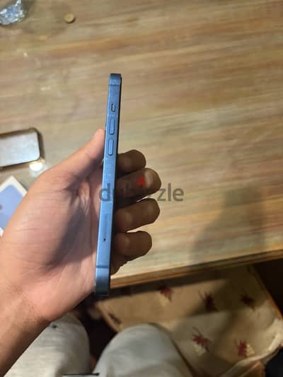 Apple - iPhone 13