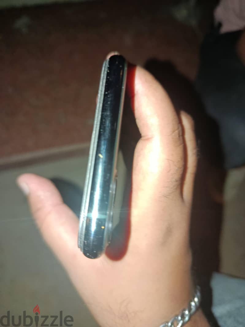 Apple - iPhone 11 Pro Max 4