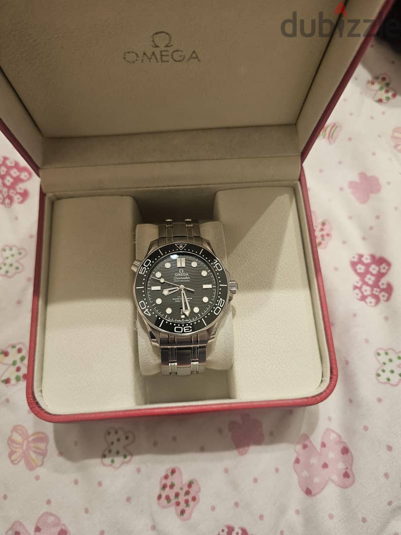 omega seamaster 300  green 1