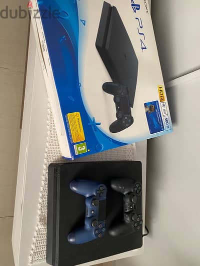 Play station 4 slim 500 gb good condition