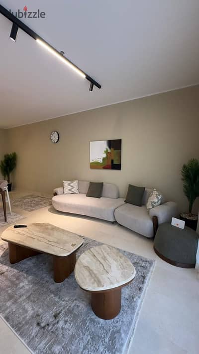  شقة فاخرة مفروشة بالكامل للإيجار – أول سكن - للمدد الطويلة فقط     كمبوند سوديك فيليت – V Residence التجمع الخامس