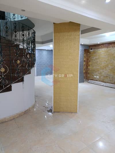 Duplex office space for rent in New Maadi, suitable for major companies. 560 square meters.
