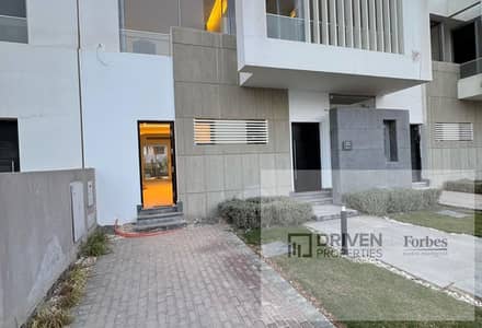 Ready To move Super Lux Finished Townhouse With Terrace For Sale In Joulz Compound New Giza 6th of October City, Giza.