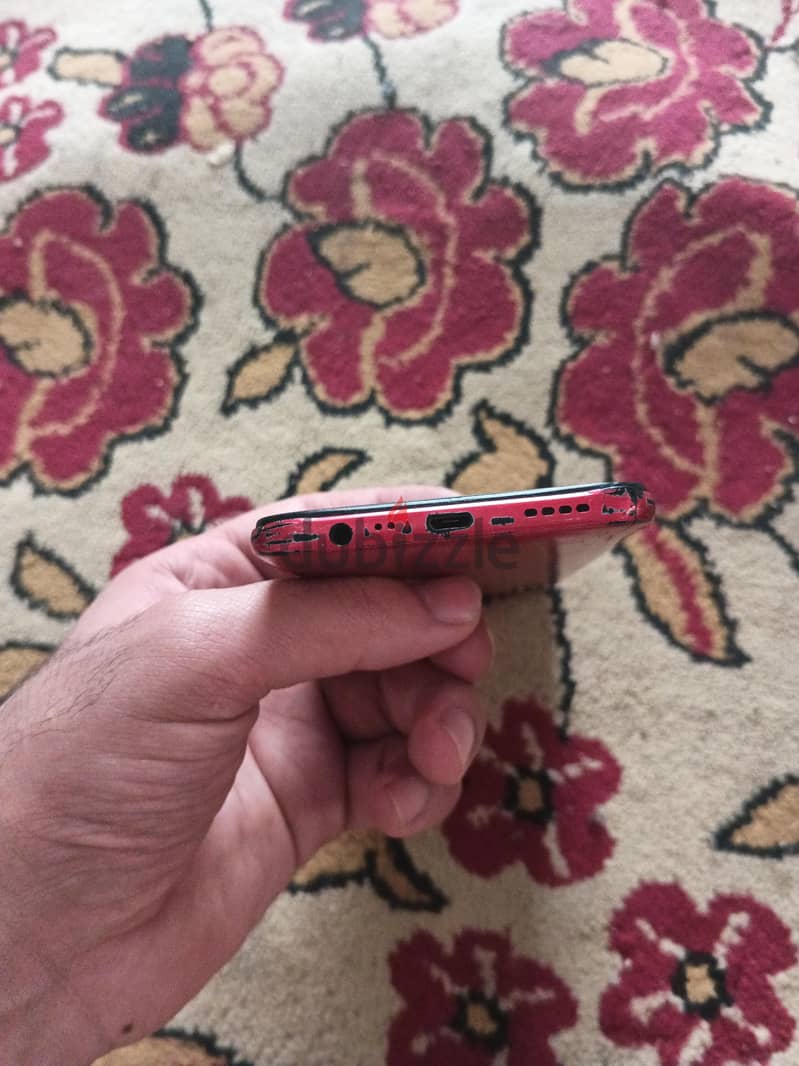 ريلمى 4