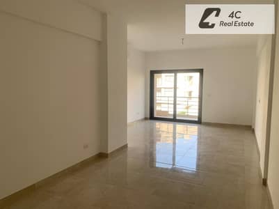 اقل سعر شقه 3 غرف تشطيب كامل في المراسم فيفث سكوير- Prime location Near Club House جاهزه للمعاينه والاستلام
