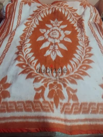 ٢بطانية للبيع جديده