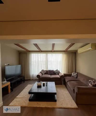 Furnished 125 sq m rooftop apartment for rent in the Second District Villas, Fifth Settlement, near Cairo Festival City.