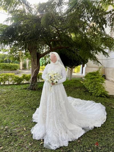 Wedding dress fits 60:70 kg or less