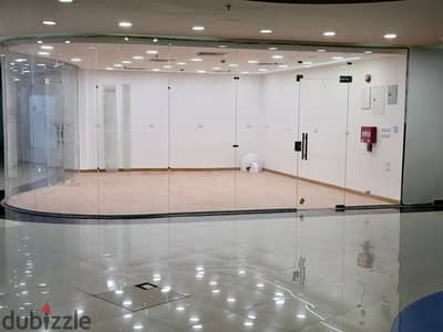 محل متشطب متأجر 47م عائد بسعر محروق