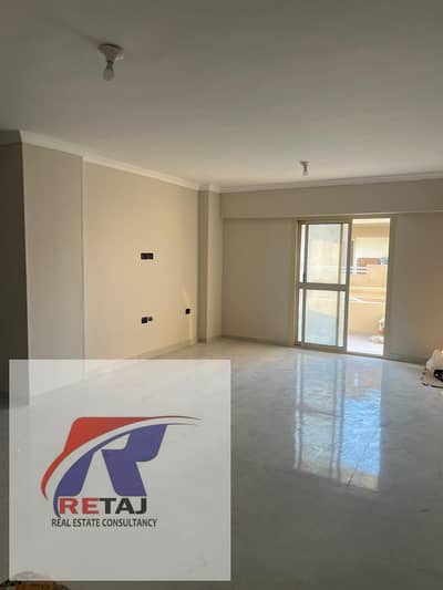 New apartment for rent in the First Settlement, next to Waterway and Garden 8 in Sun City Compound, Garden View, first 150 meters, for 17,000 EGP per