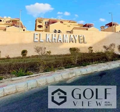 For a quick sale, lowest price for a 170 sq. m. apartment in Al-Khamail Compound. Best layout, stunning view of the heart of the compound, unobstructe