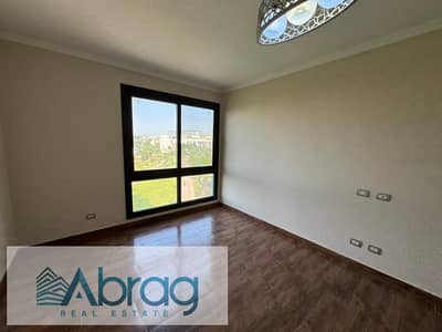 للايجار  دوبلكس 230 م مطبخ وتكييفات كومباوند ويستاون بيفرلى هيلز الشيخ زايد