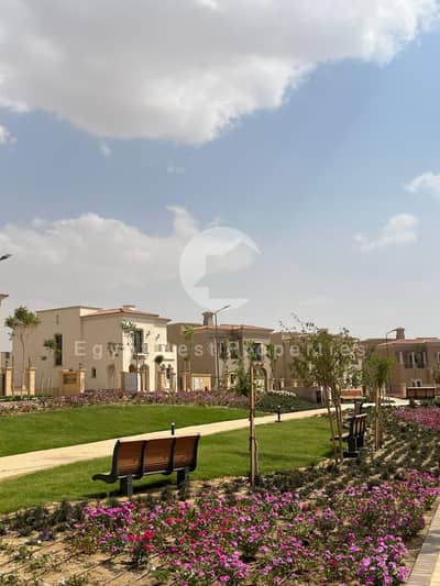 فيلا مستقلة 325م  ريسيل استلام فوري موقع وفيو مميز للبيع في سيتي جيت Resale City Gate