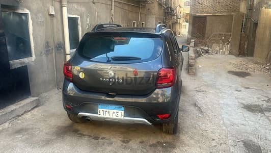 رينو سانديرو ستيب واى 2021