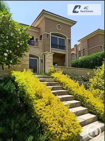 Lowest price villa - Direct view of the pool - Resale in Stone Park, Fifth Settlement, 564m², with a distinctive layout,