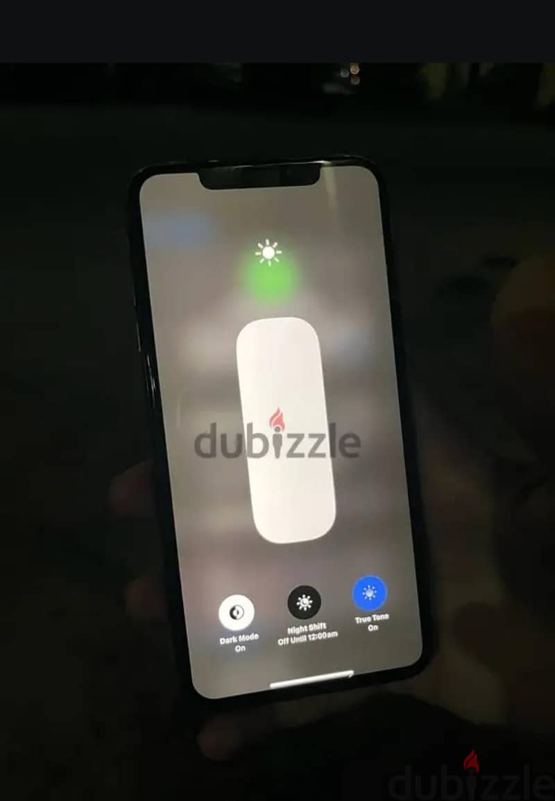 Apple iPhone XS Max 1