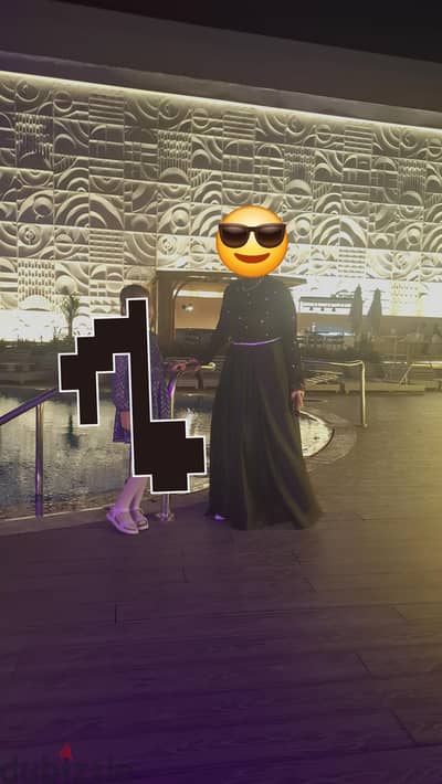 فستان سواريه تفصيل بسيط وشيك