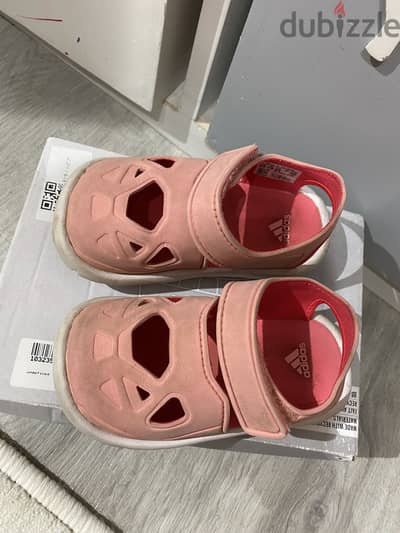 Adidas original sandal size 24