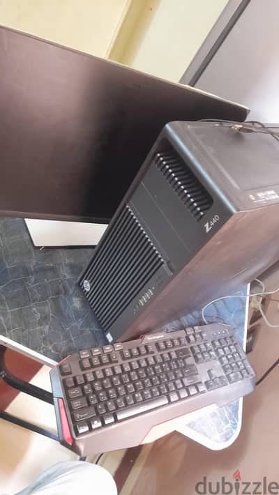 كمبيوتر جيمينج وجرافيك ديزاين مع كامل الملحقات