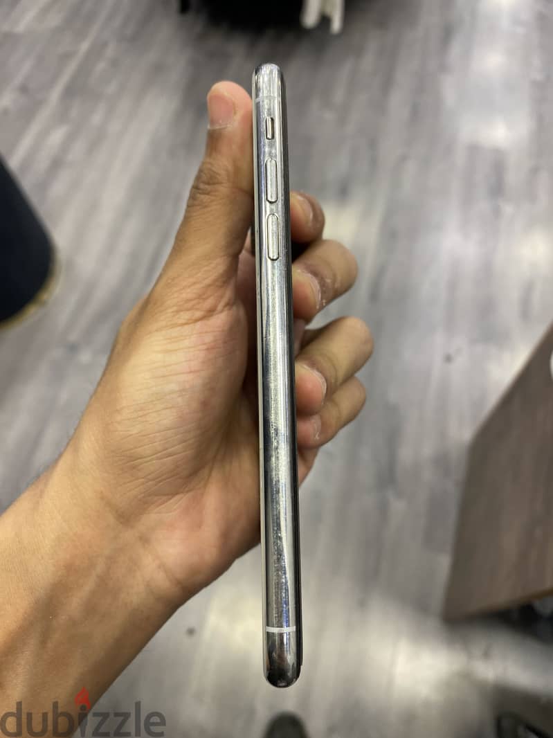 Apple - iPhone XS 1
