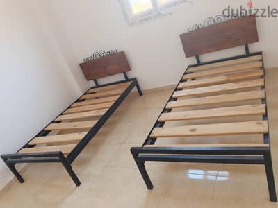 2 سرير حديد فورفورجيه