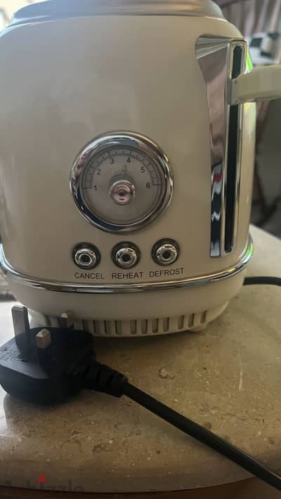 Wilko toaster 850 watt 2 slices American brand