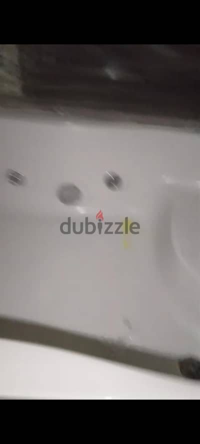 جاكوزي مستعمل زيرو
