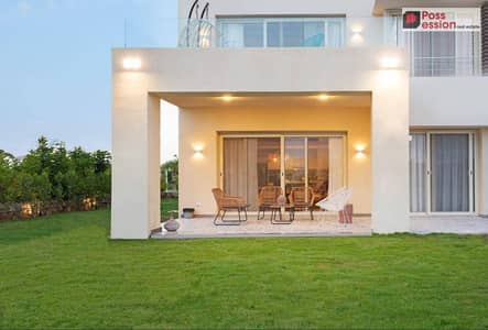 توين فيلا  للبيع متشطب بالتكيفات والمطبخ في هاسيندا الساحل الشمالي يرى بحر