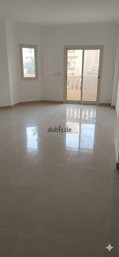  Unfurnished Apartment for Rent in Narges Buildings – New Cairo   Prime location near Fatima Al Sharbatly Mosque, Mostafa Mosque, and the main road.  Located in one of the most desirable areas of New Cairo, close to all services and transportation.