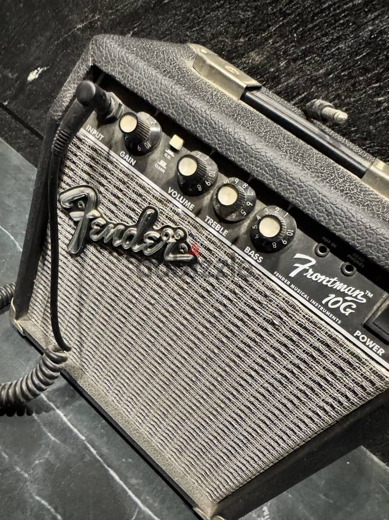 Funder frontman guitar amplifier 1
