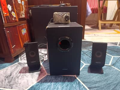 Creative SBS A120 2.1 Wired Speaker System