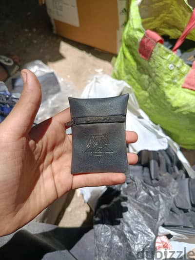 بتحدي فيها الالماس اول فضه حاجه شيك
