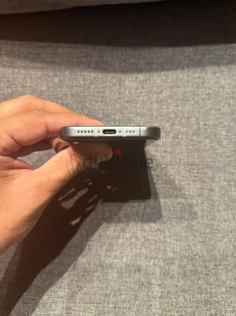 Apple - iPhone 17 2