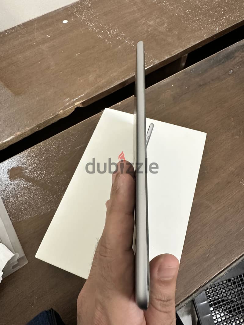 I pad mini 4 (model A1550) 2
